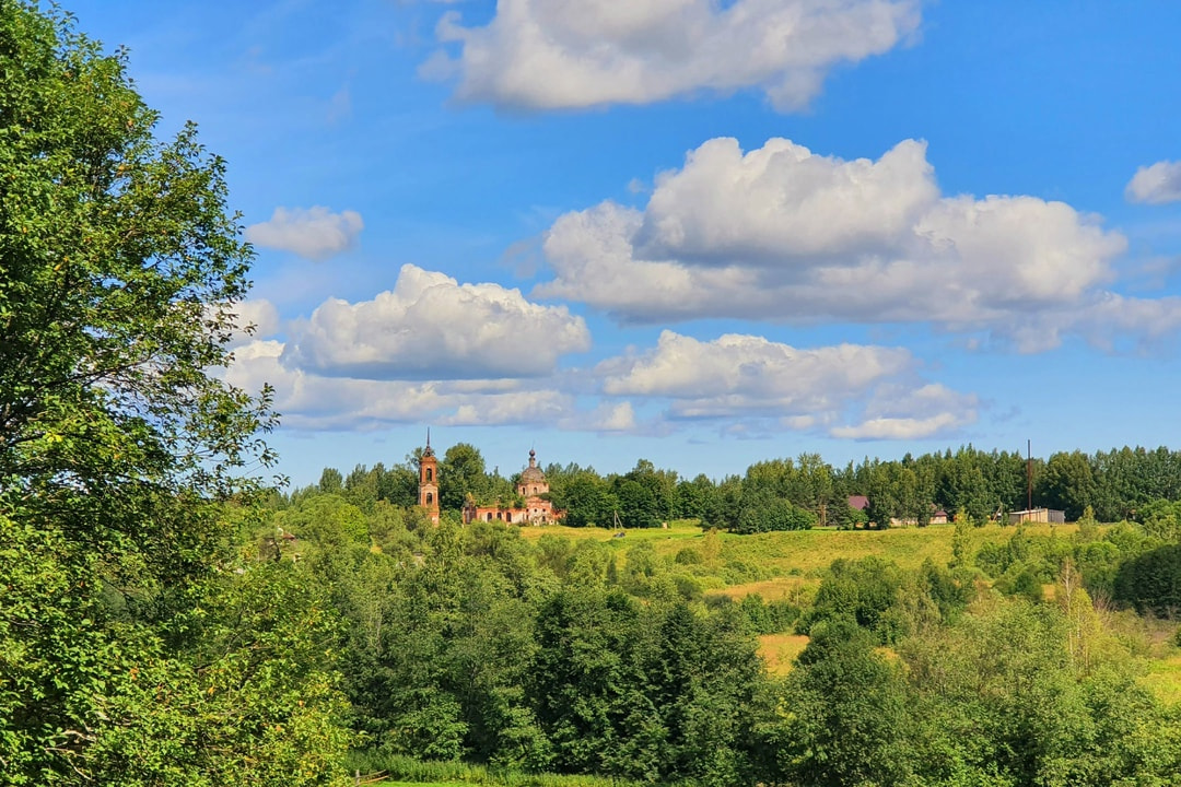 Каменный храм в честь Благовещения Пресвятой Богородицы